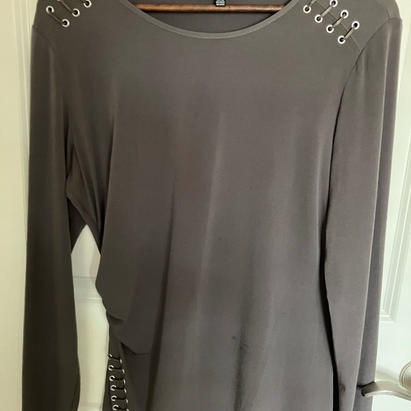 Top - Picture 2 of 5